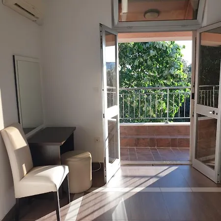 Apartment Seafront