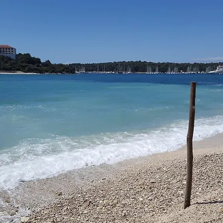 Apartment Seafront Pula