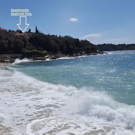 Seafront شقة *