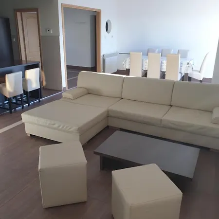 Seafront Apartment Pula